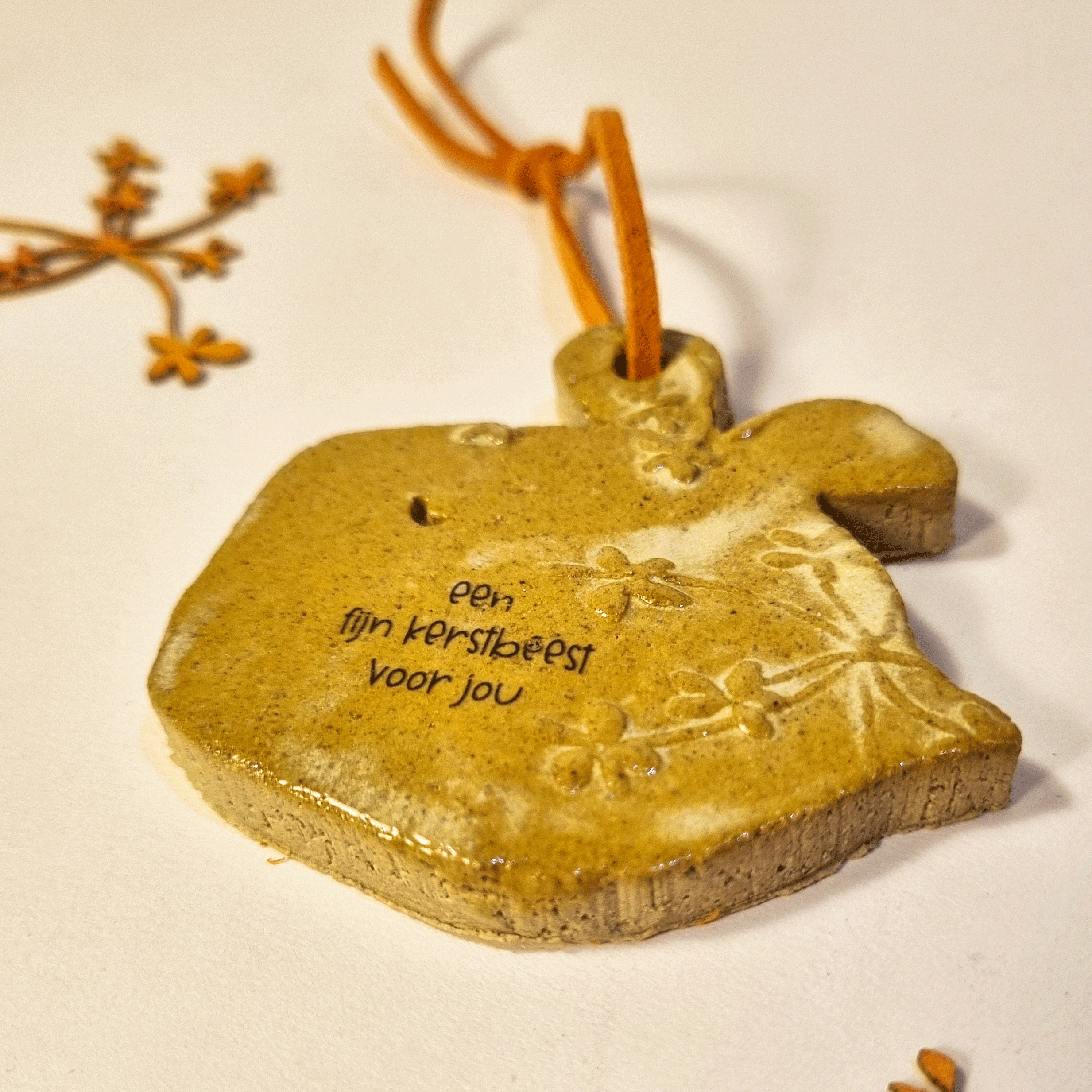 kerstbeest hanger hommel